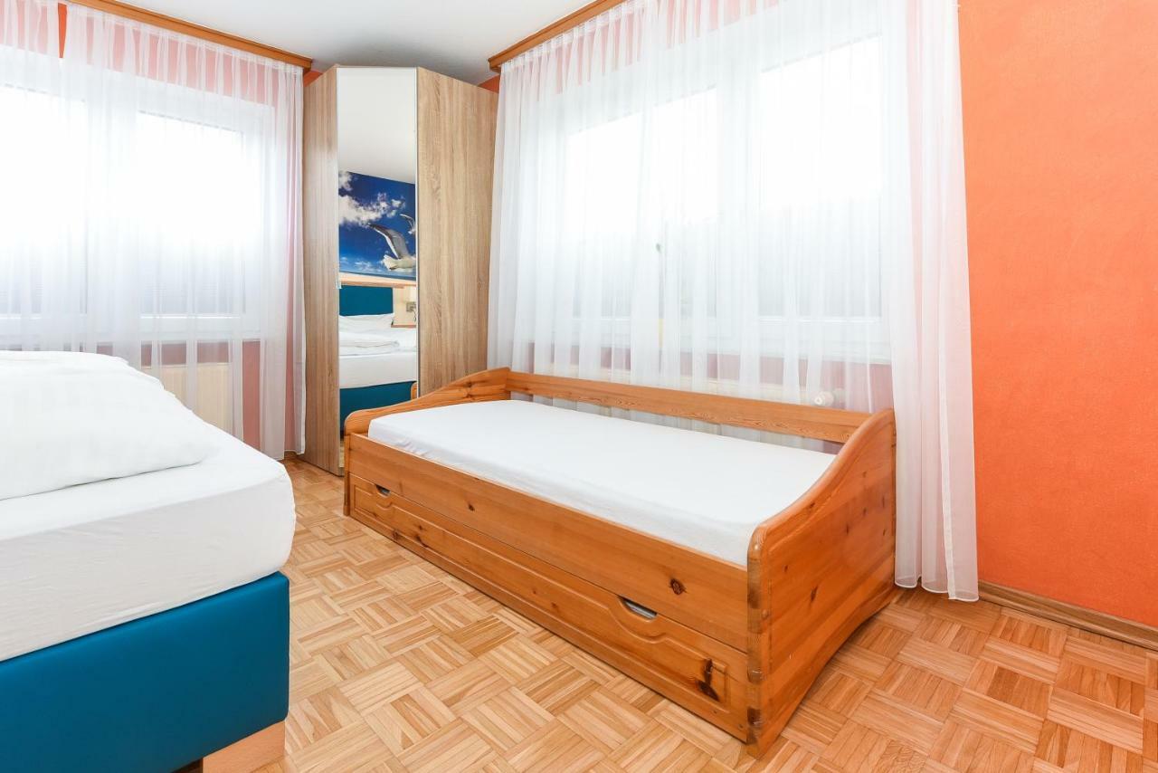 Haus Am Kajedeich Mit Fruehstuecksoption Bensersiel
